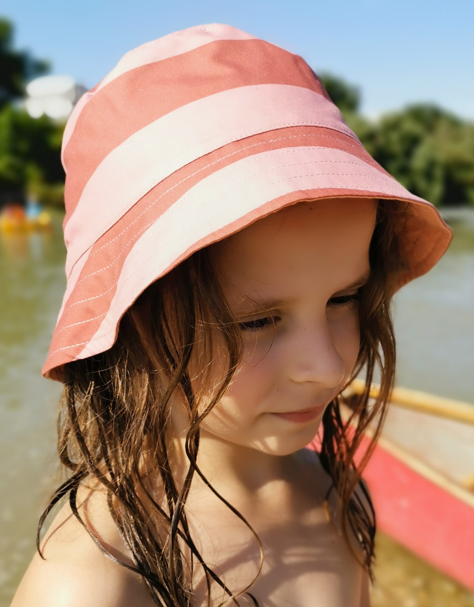 Reima VIEHE detský klobúk s UV ochranou
